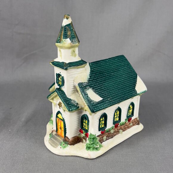 Cobblestone Corners Community Church Ceramic Christmas Village Holiday Decor Y2K - Picture 7 of 15